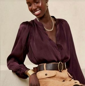 NWT Banana Republic Silky Blouse